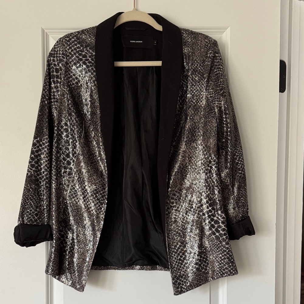 Vero Moda Metallic Snake-Print Blazer Jacket - Black & Silver